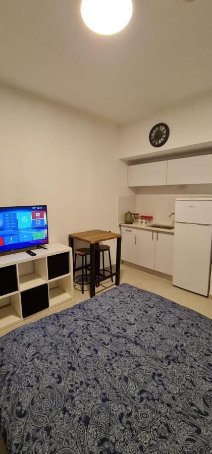 דירת חדר יפה ונעימה באיזור פסטורלי ושקט Apartment Zikhron Ya'akov Exterior photo